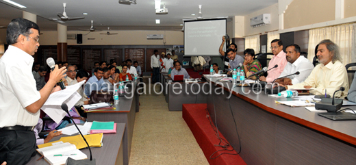 UT Khader at DC Office Meet